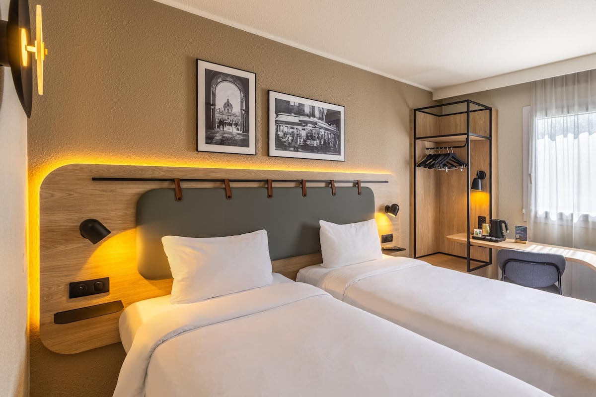 Standard Room, 2 Single Beds