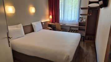 Coffres-forts dans les chambres, bureau, rideaux occultants