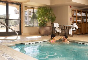 Indoor spa tub