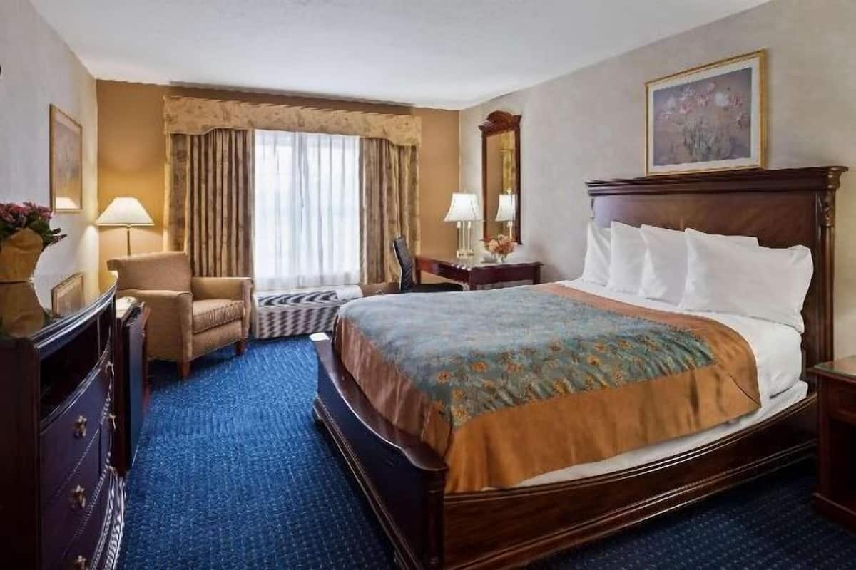 1 bedroom, in-room safe, desk, laptop workspace