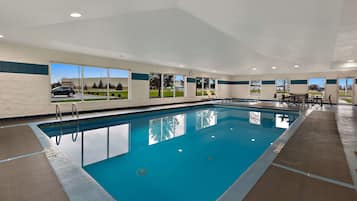 Indoor pool, pool loungers