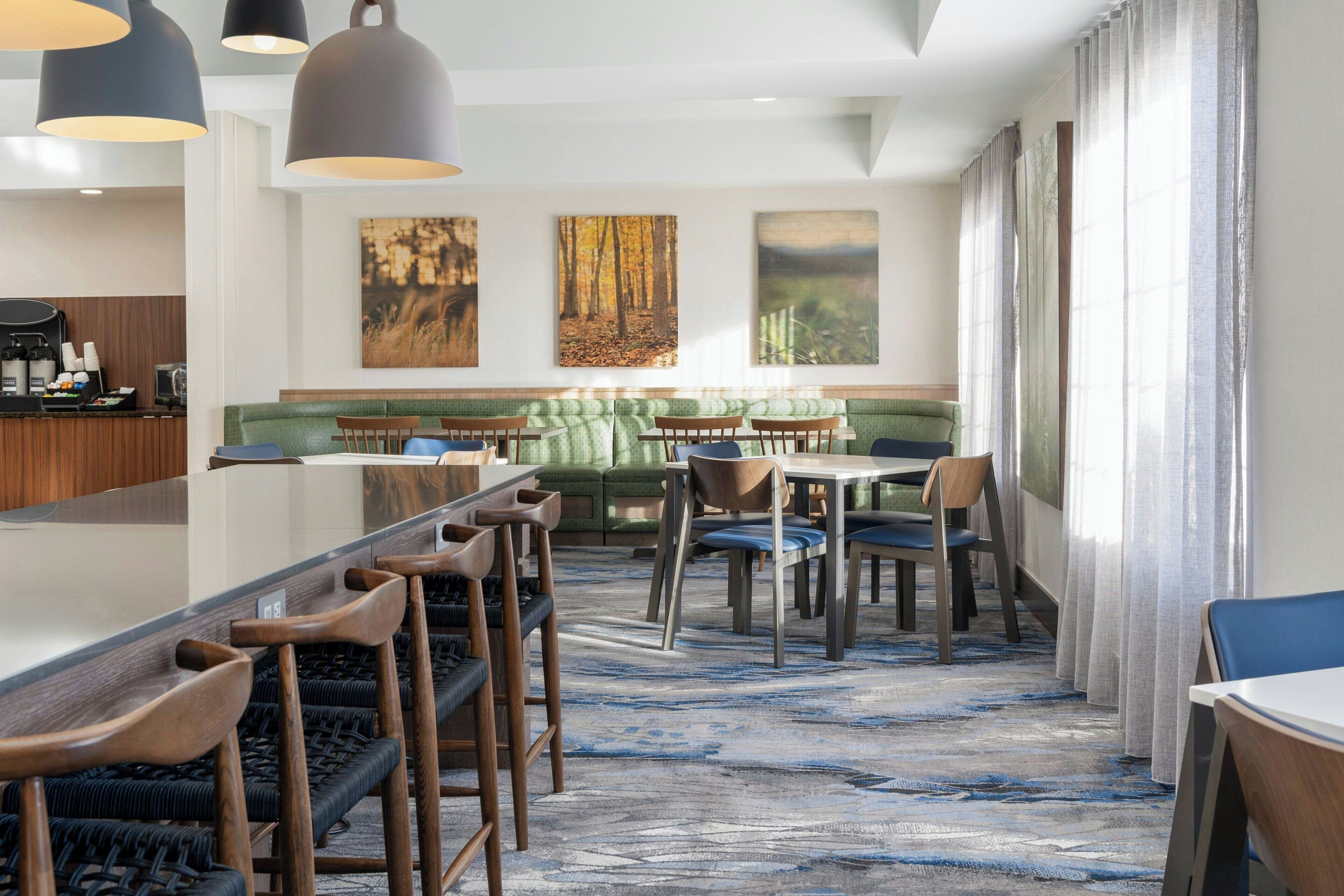 free daily continental breakfast