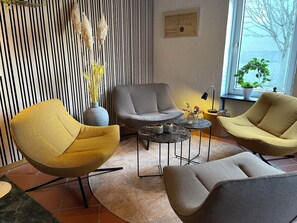 TV de tela plana 22 polegadas com canais a cabo, TV