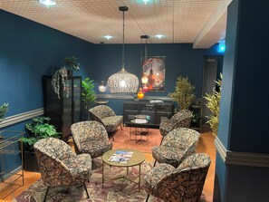 22-Zoll-Flachbildfernseher mit Kabelempfang, Fernseher