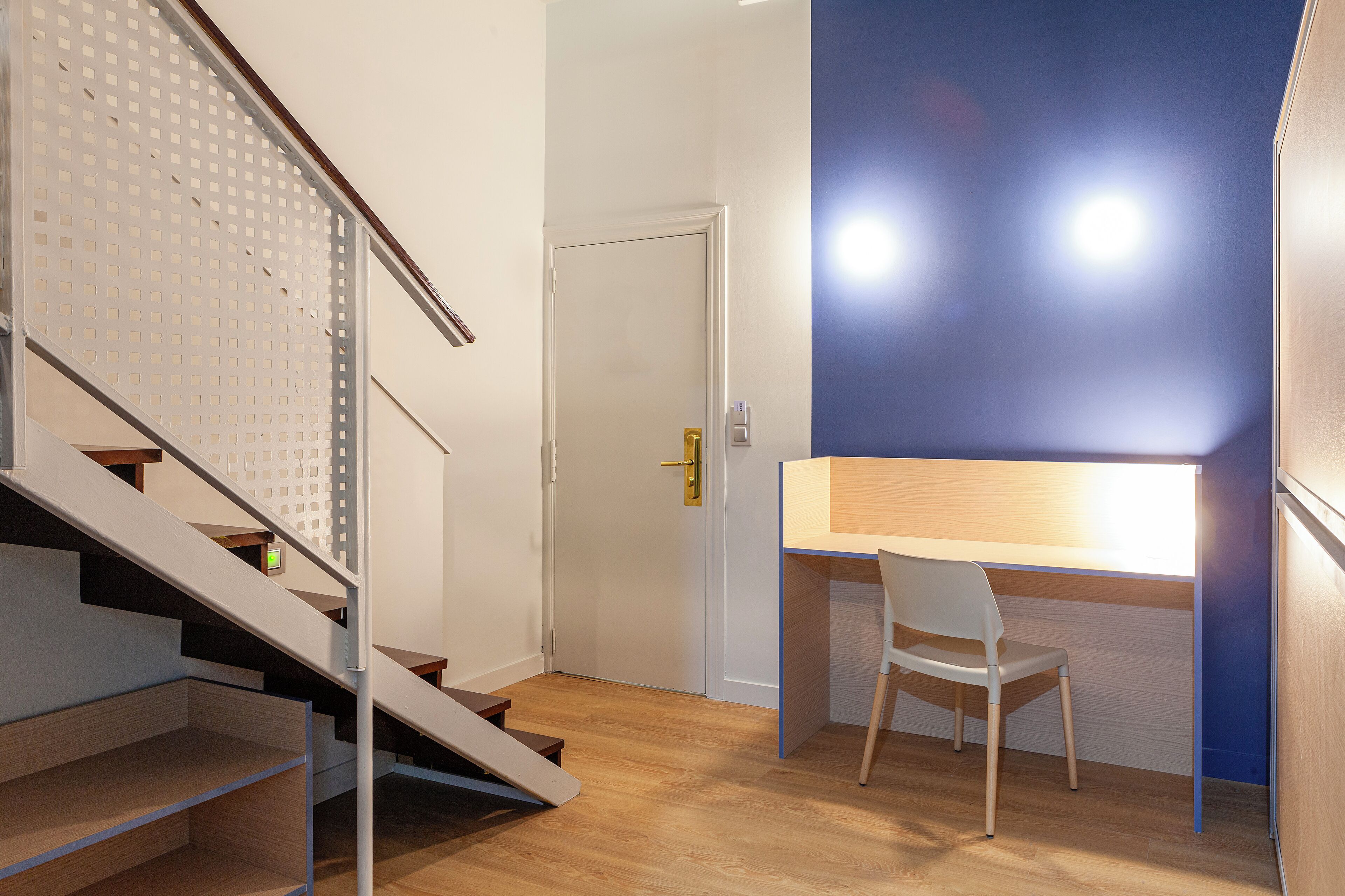 minibar, in-room safe, desk, laptop workspace