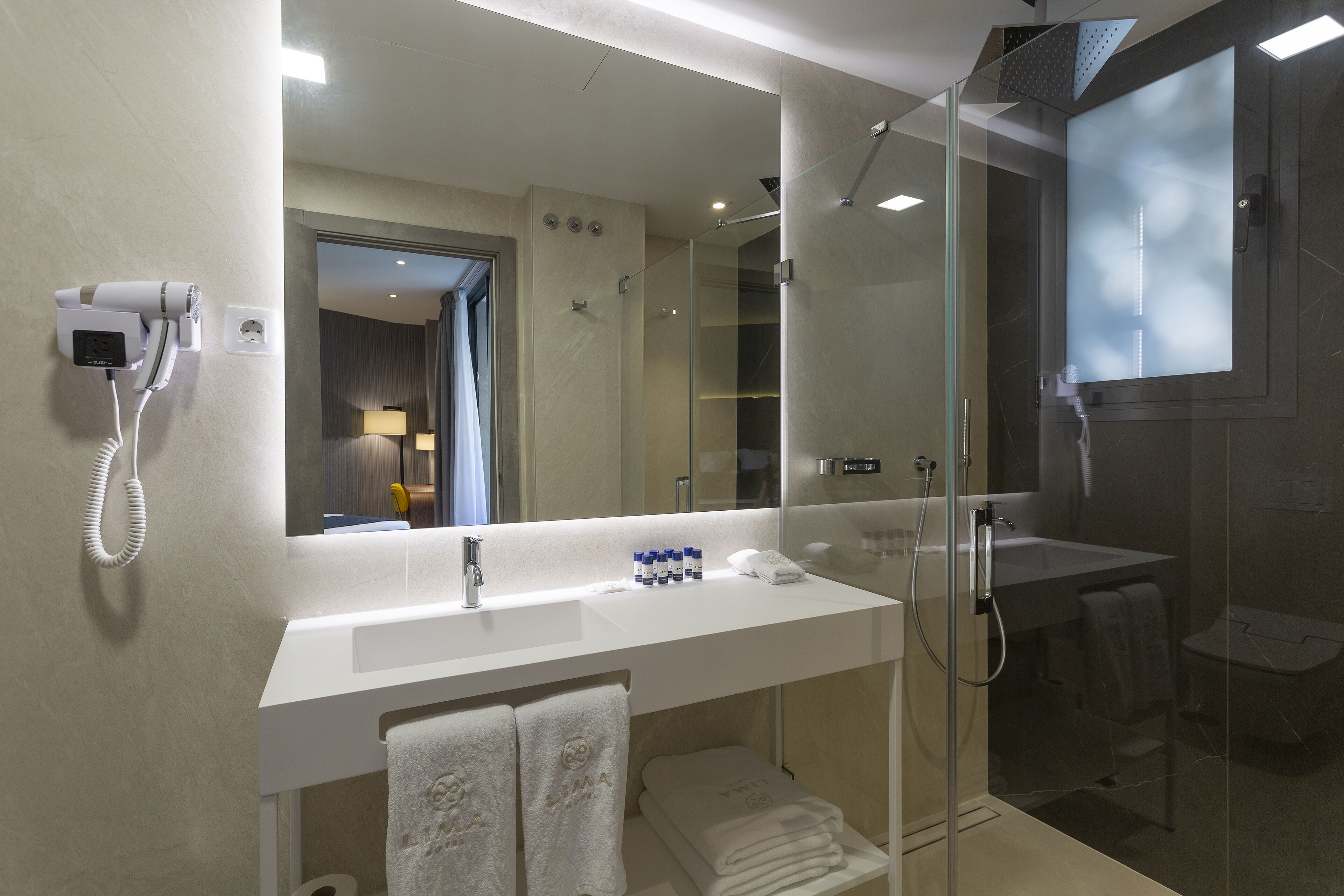 Photo - Hotel Lima - Adults Recommended