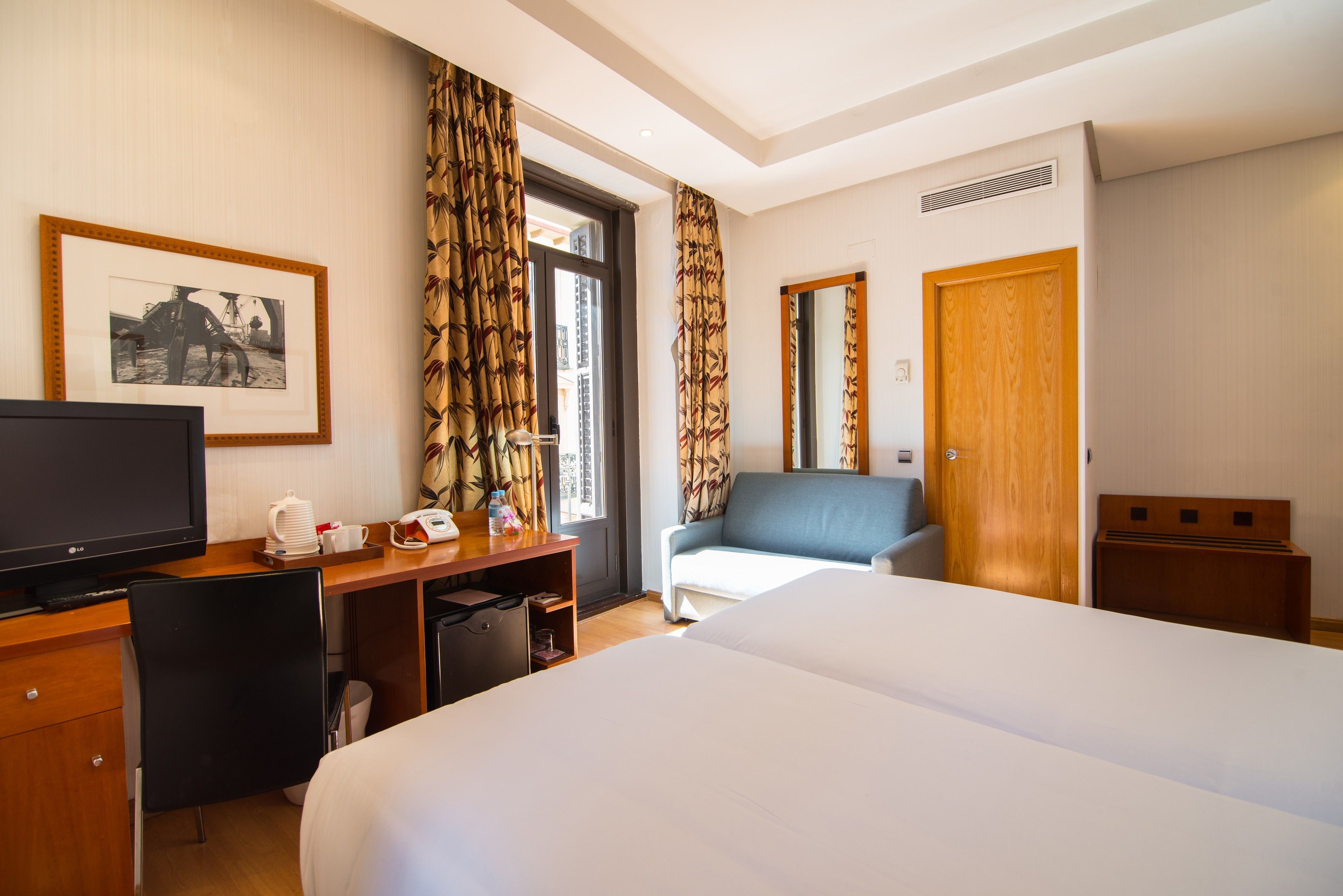 Foto - Petit Palace Preciados