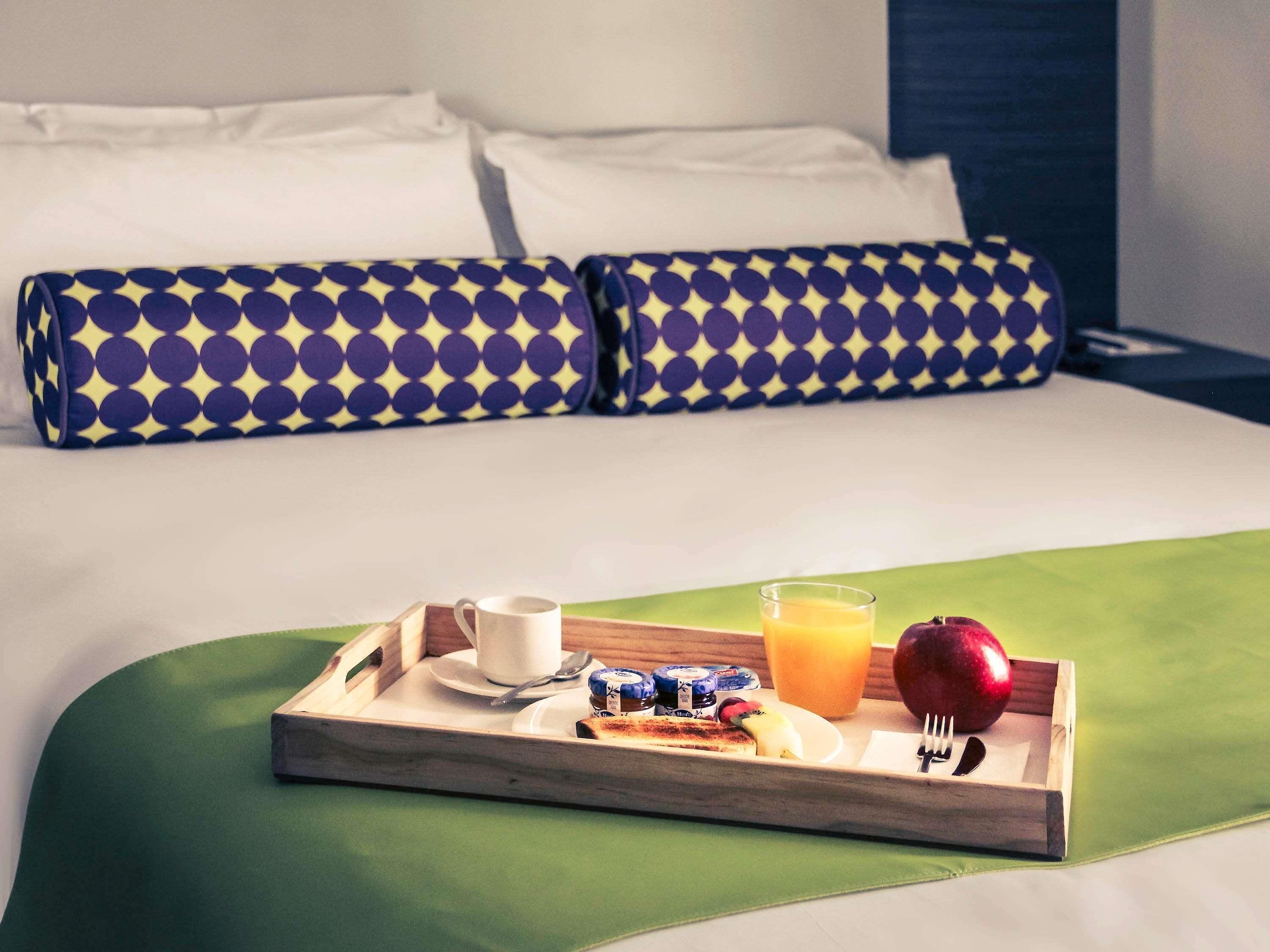Hochwertige Bettwaren, Daunenbettdecken, Minibar, Zimmersafe