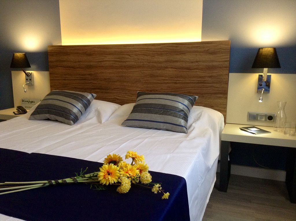 In-room safe, blackout curtains, soundproofing, free cots/infant beds