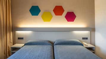 Double or Twin Room | In-room safe, desk, blackout drapes, soundproofing