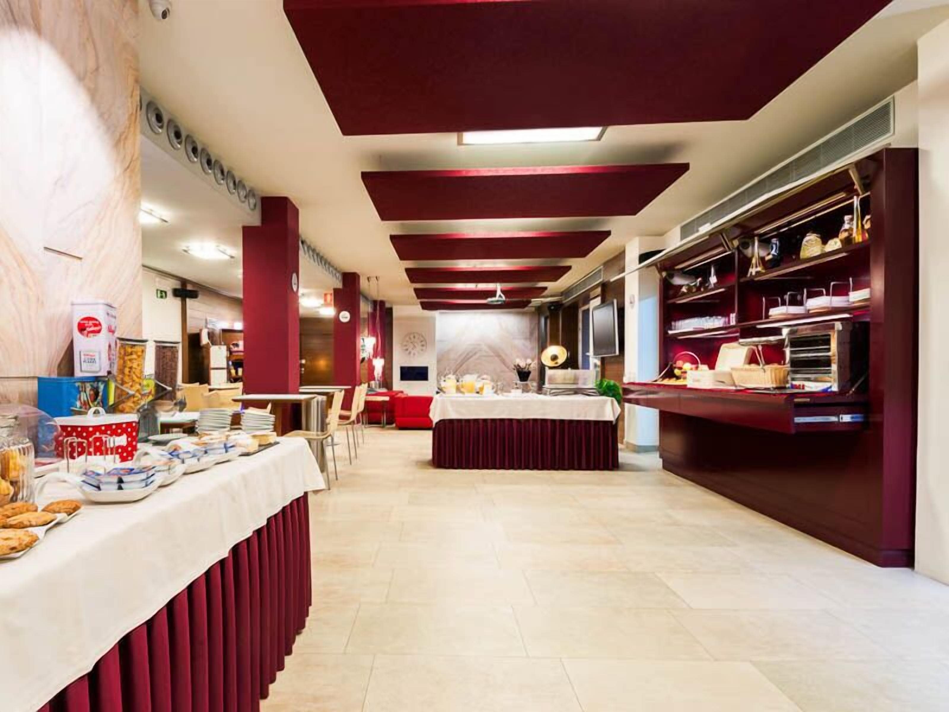 Foto - HOTEL XAUEN en pleno centro con acceso autorizado y a 100m de la Catedral