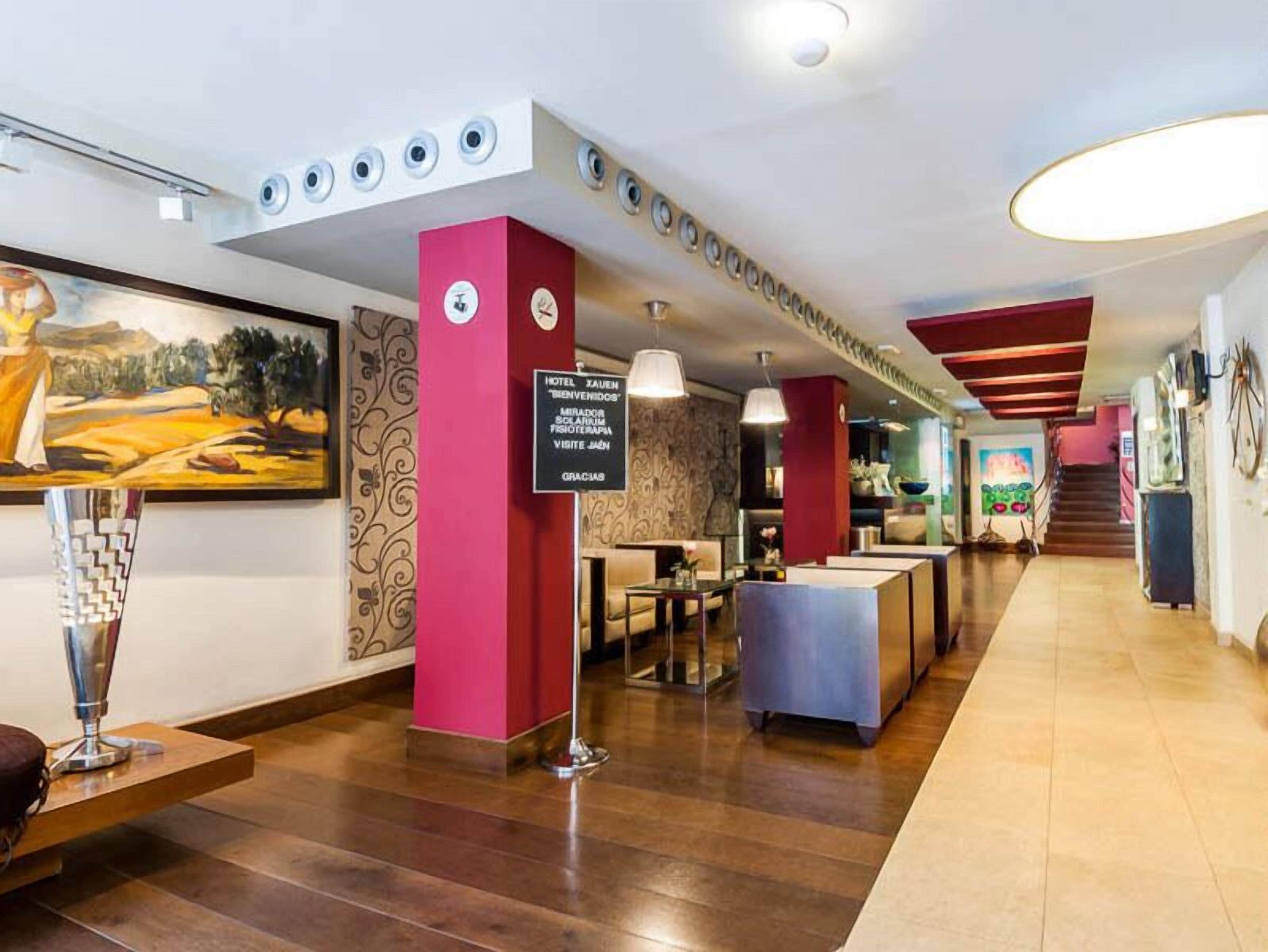 Foto - HOTEL XAUEN en pleno centro con acceso autorizado y a 100m de la Catedral