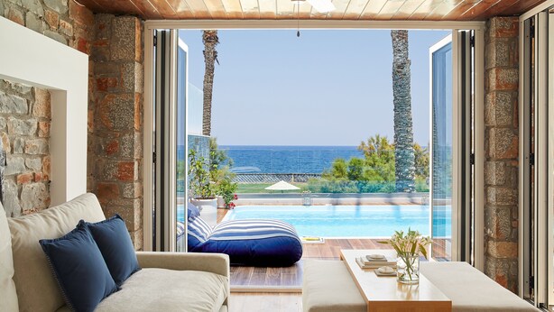 Beachfront Villa with Private Pool | Utsikt fra rommet