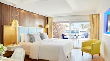 Minibar, in-room safe, desk, soundproofing