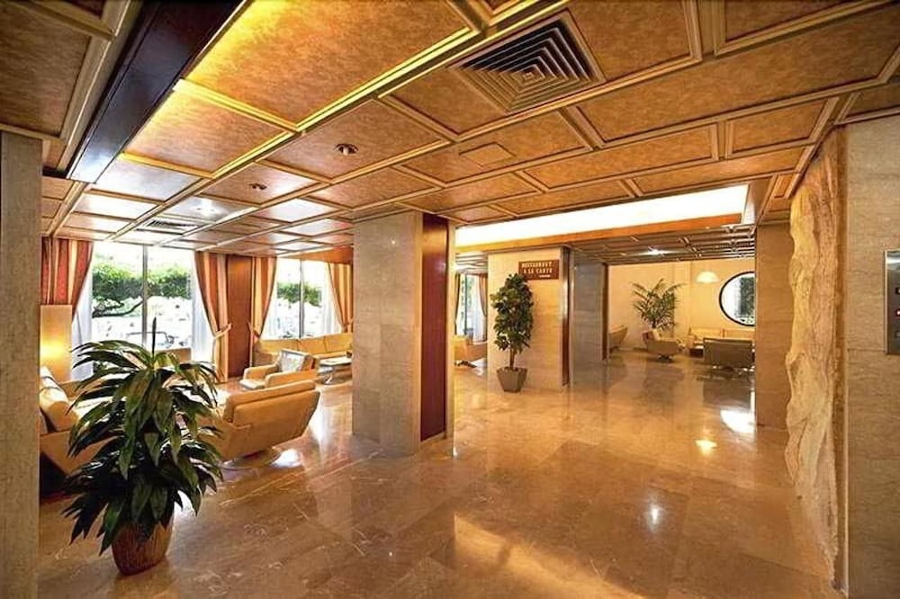 4 Star Hotels