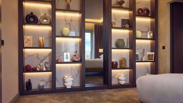 Suite Exécutive, 1 trÚs grand lit | Literie hypoallergénique, coffres-forts dans les chambres