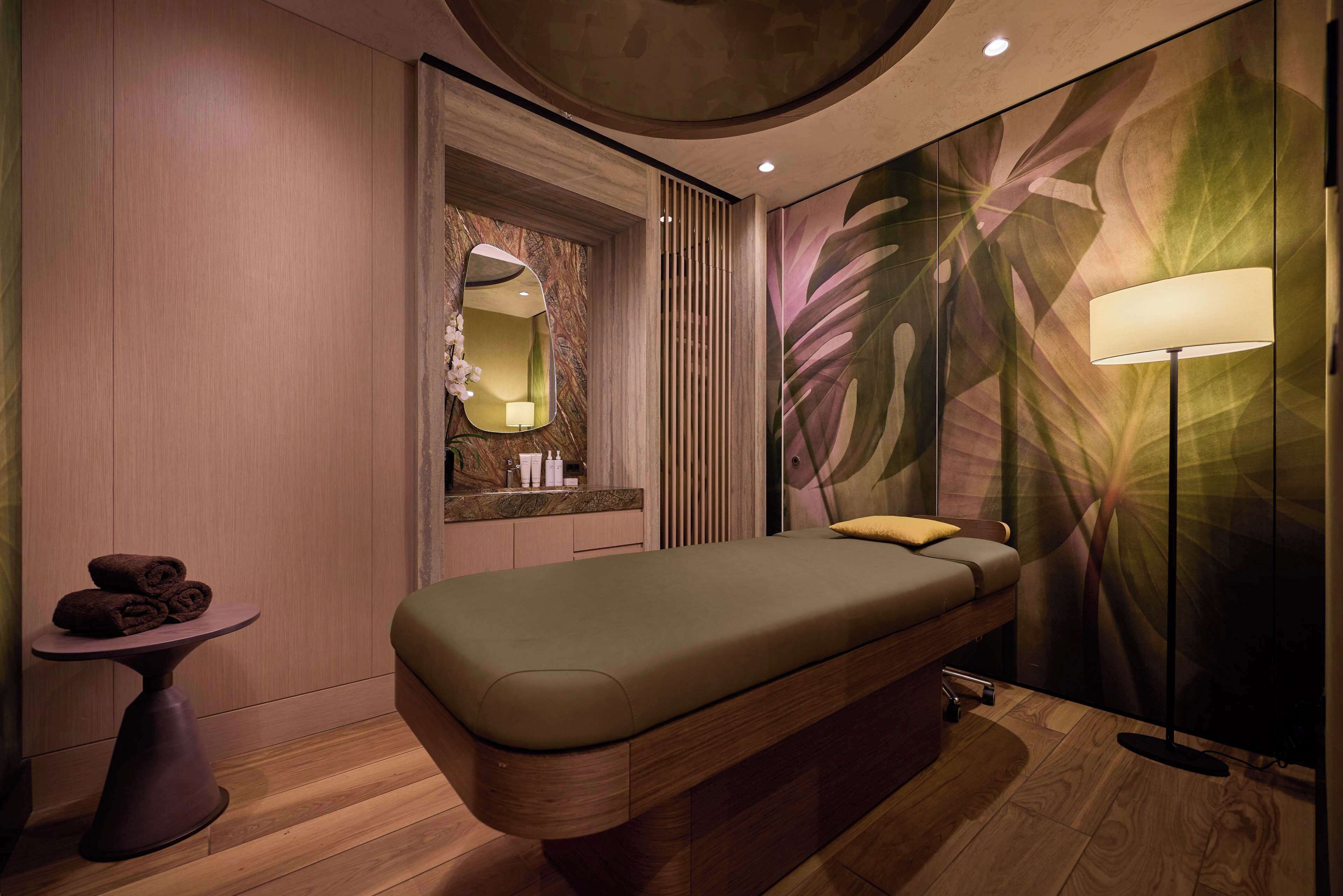 Kroppsbehandlingar, hydroterapi och aromaterapi