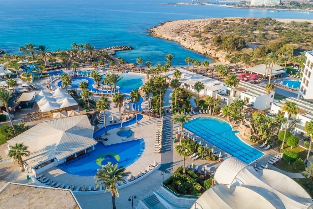 Adams Beach Hotel & Spa