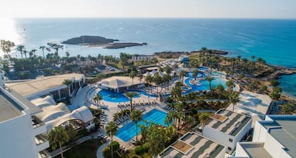 Adams Beach Hotel & Spa