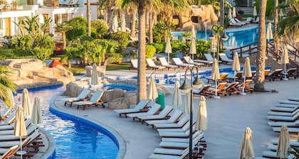 Adams Beach Hotel & Spa