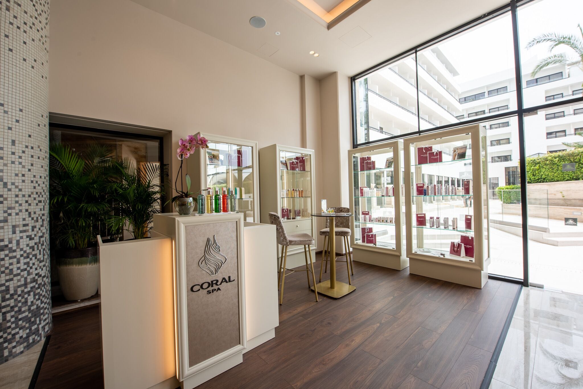 Foto - Adams Beach Hotel & Spa