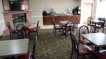 Free daily continental breakfast