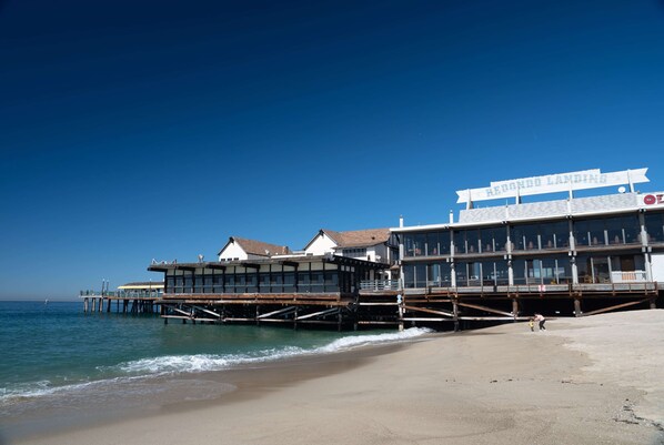 Beach nearby - Ramada Limited Redondo Beach (Redondo Beach)