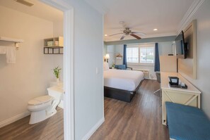 Habitación estándar, 1 cama de matrimonio grande con sofá cama, no fumadores | Colchones con acolchado adicional, caja fuerte, escritorio