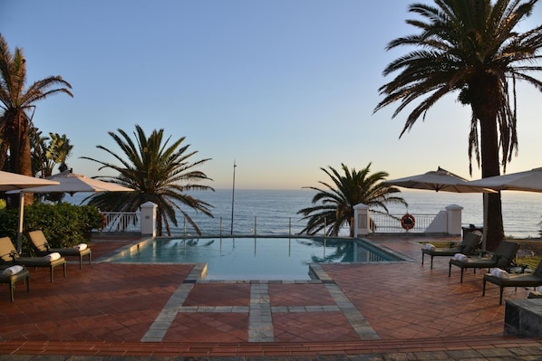 Outdoor pool, sun loungers