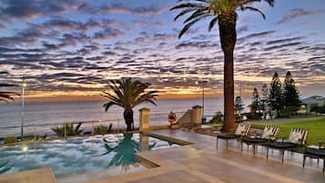Outdoor pool, pool loungers