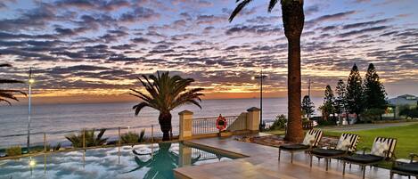 Outdoor pool, sun loungers