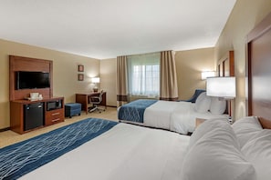 Chambre Standard, 2 grands lits, non-fumeurs | Bureau, chambres insonorisées, fer et planche à repasser, Wi-Fi gratuit