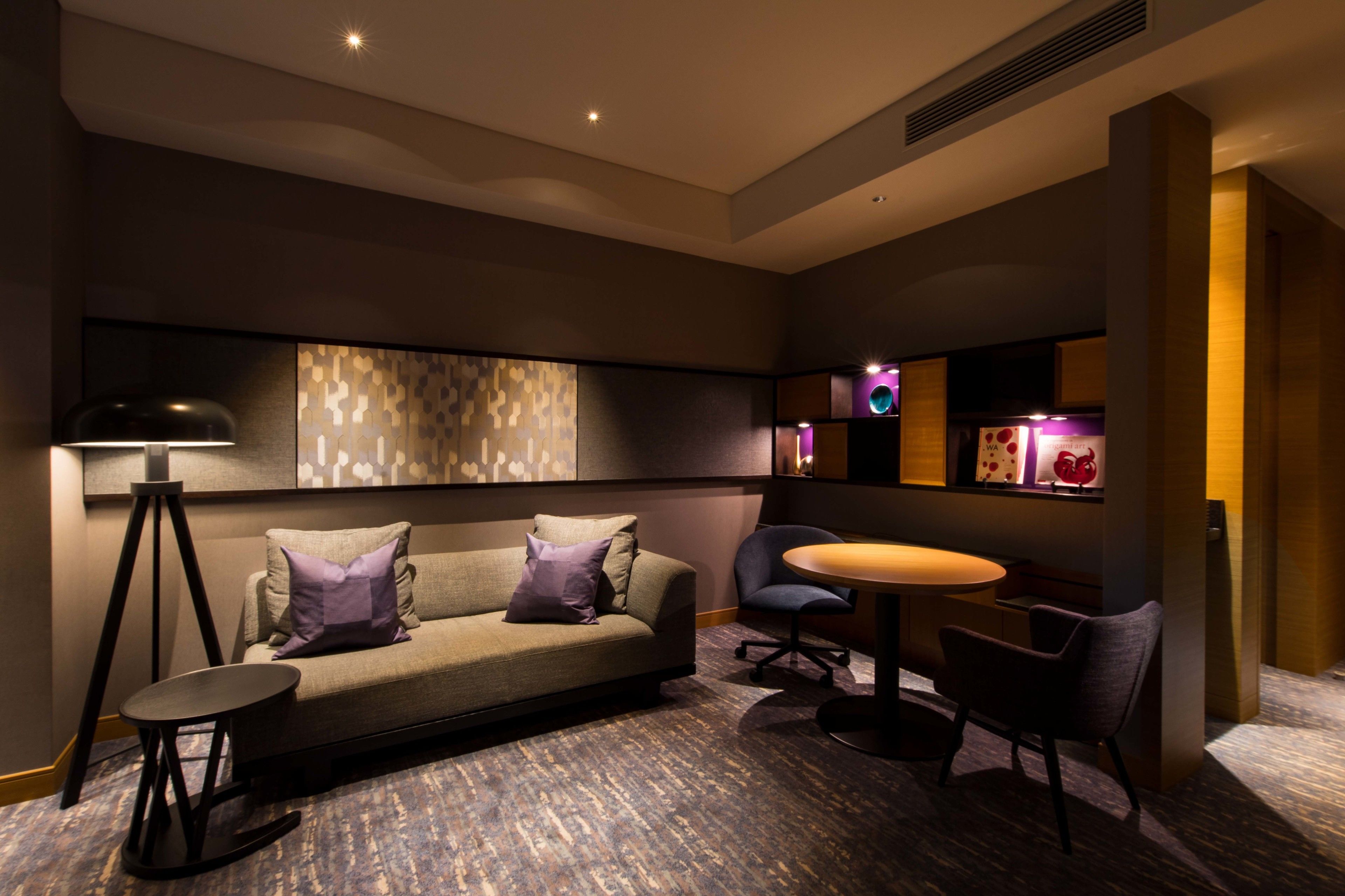 1 bedroom, premium bedding, down duvets, minibar