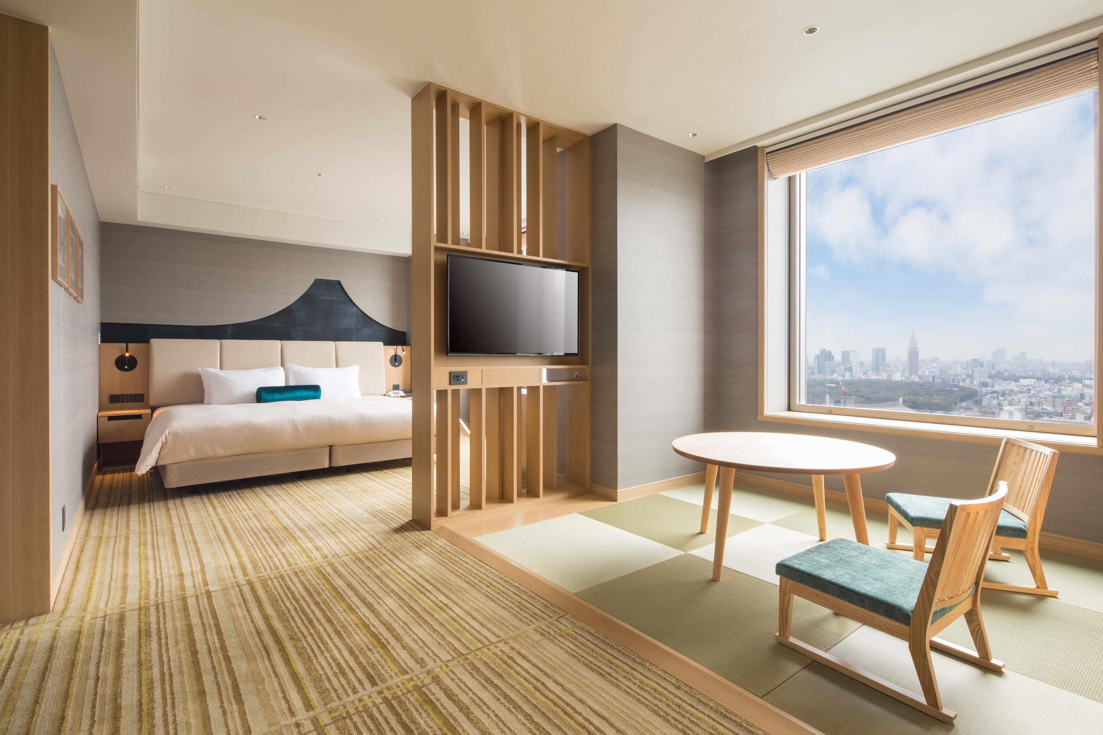 Ropa de cama de alta calidad, edredón y minibar 