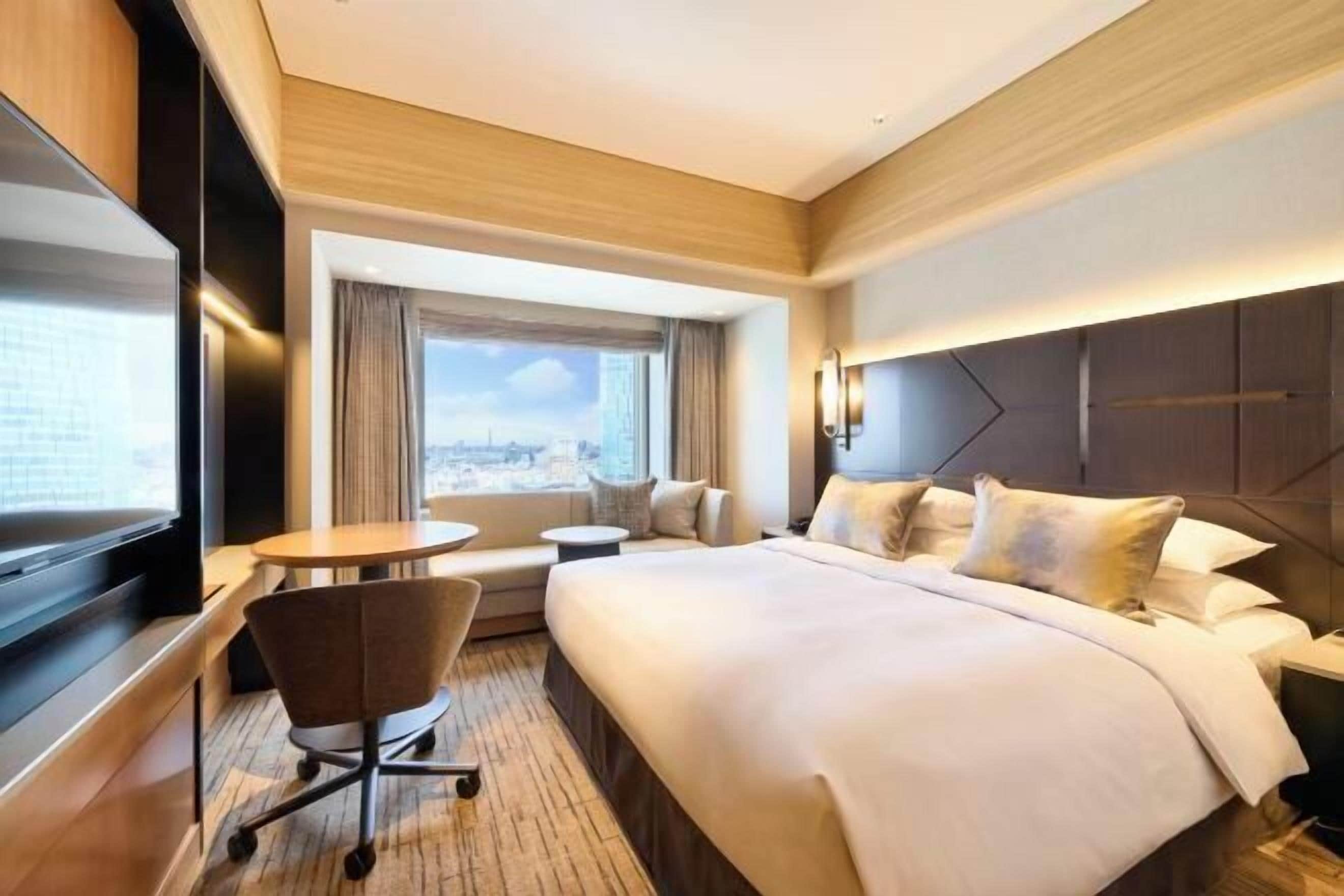 Biancheria da letto di alta qualità, copriletto in piuma, minibar