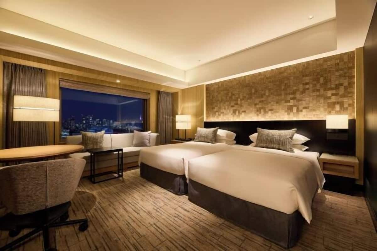 1 habitación, ropa de cama de alta calidad, cubrecamas y minibar