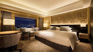 1 habitación, ropa de cama de alta calidad, cubrecamas y minibar