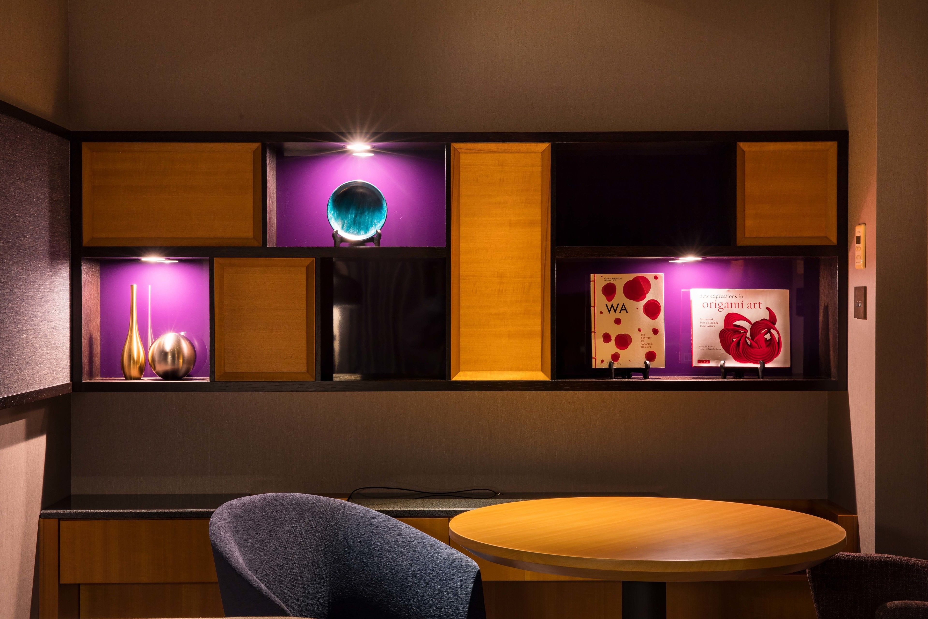 1 bedroom, premium bedding, down duvets, minibar