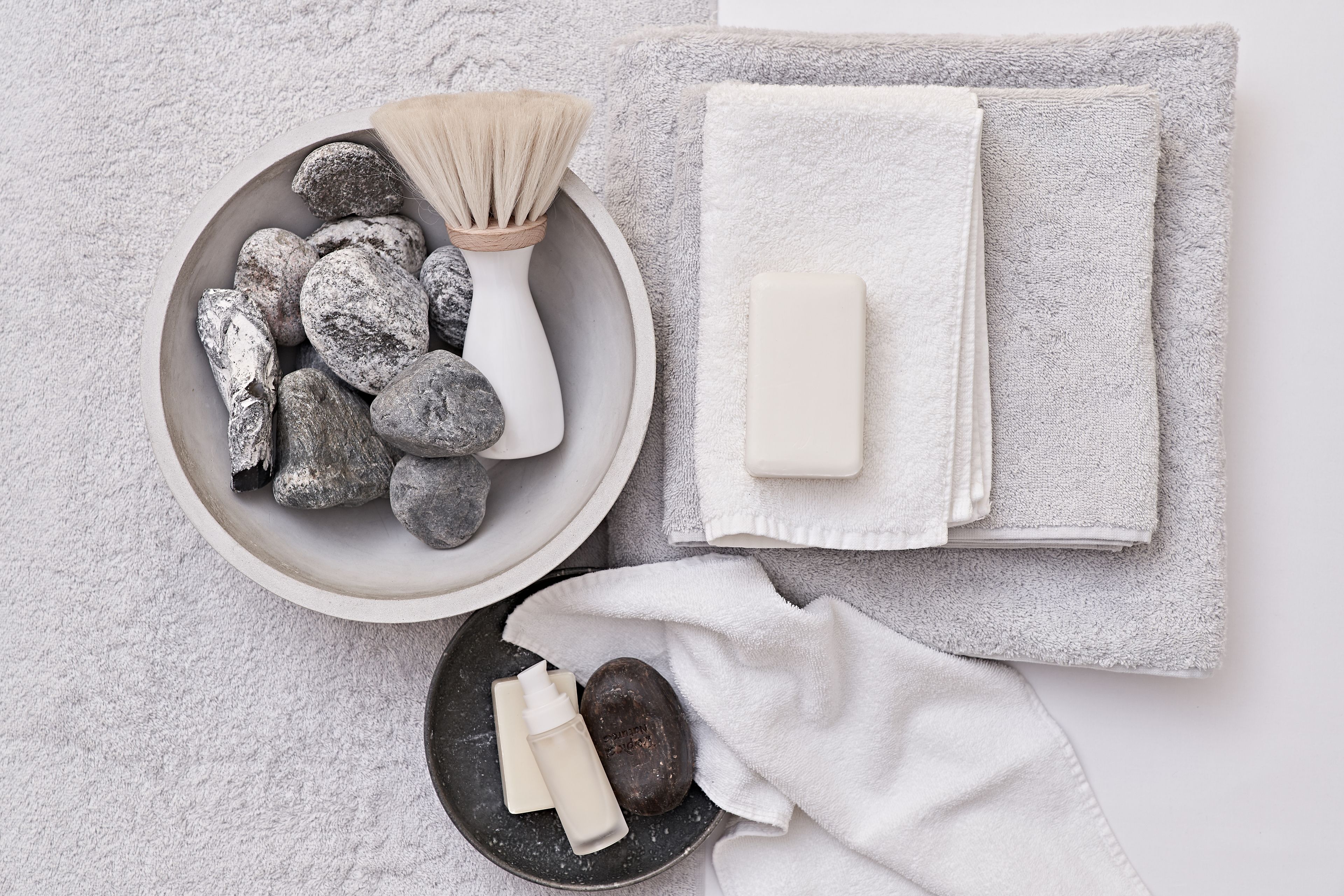 sauna, steam room, body treatments, aromatherapy, prenatal massages