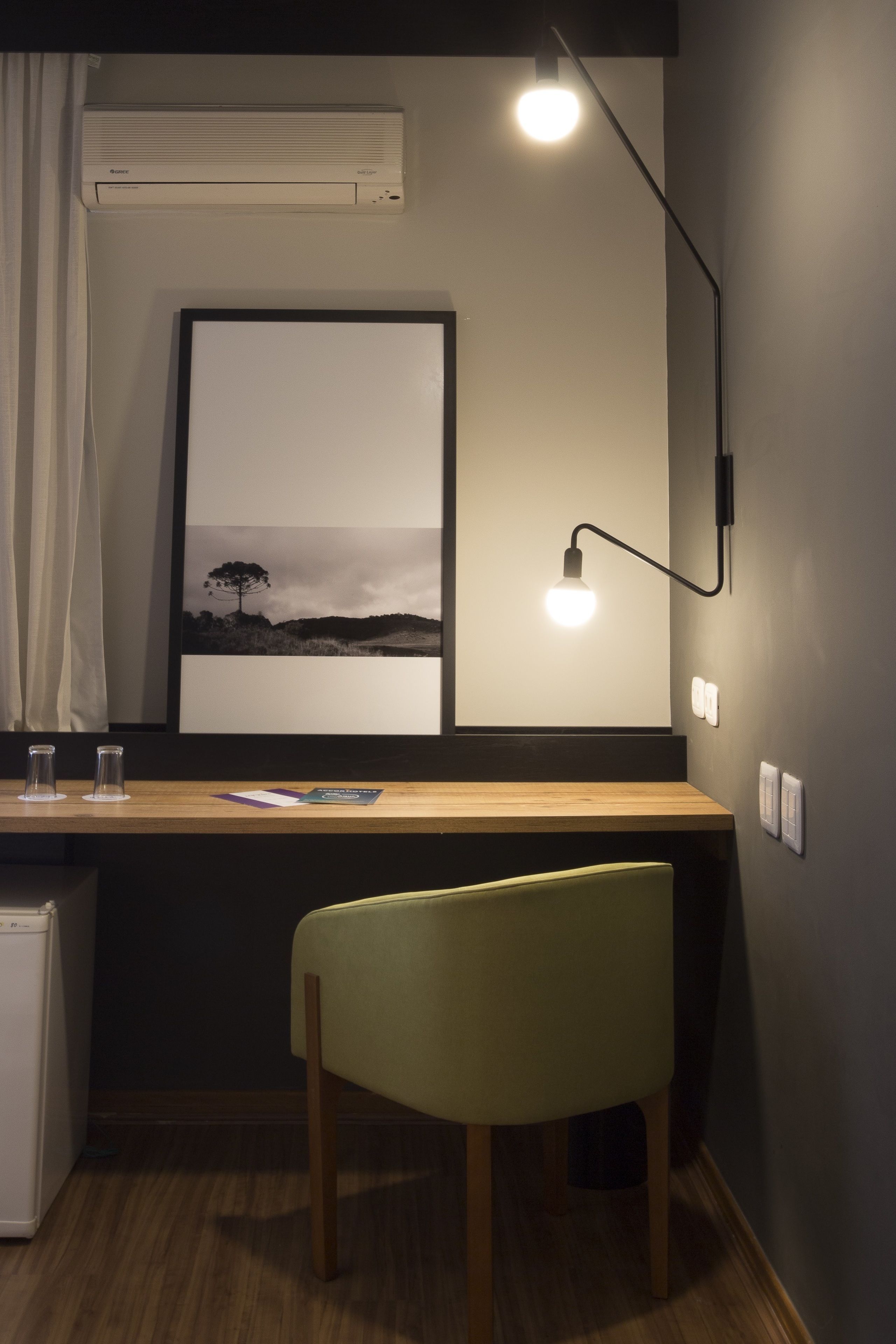 1 bedroom, hypo-allergenic bedding, minibar, in-room safe