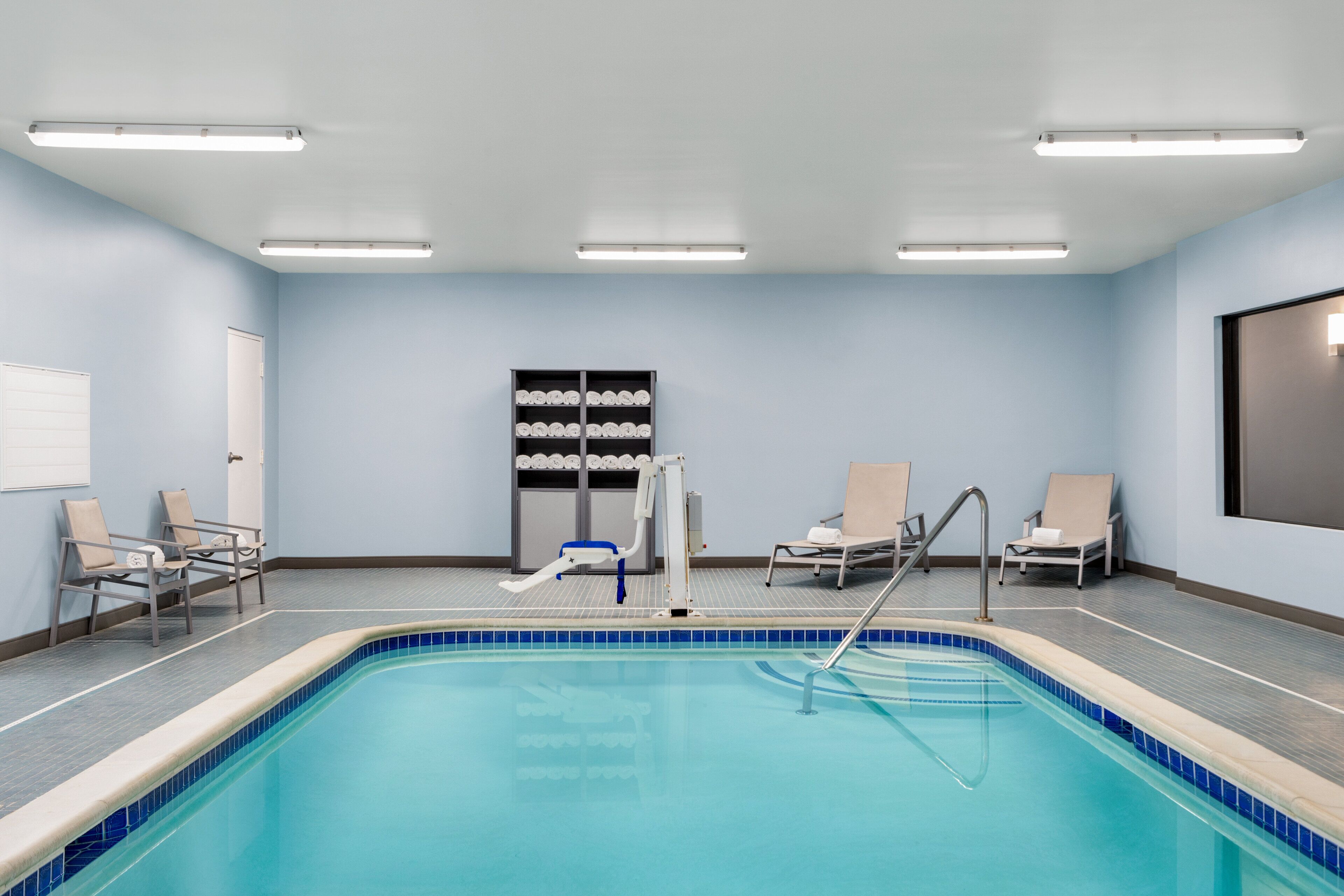 indoor pool, open 8:00 am to 11:00 pm, pool loungers