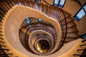 Staircase - Southern Sun Maputo (Maputo)