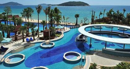 Ocean View Resort Yalong Bay (former Holiday inn Y