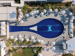 2 outdoor pools, sun loungers - Mouratoglou Hotel & Resort (Biot)