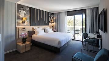 Superior Double or Twin Room | Premium bedding, in-room safe, laptop workspace, free WiFi