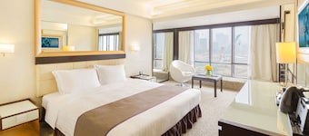 Regal Oriental Hotel