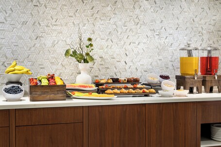 Crowne Plaza Toronto Airport, an IHG Hotel - Image 54