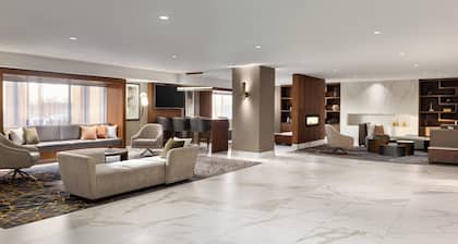 Crowne Plaza Toronto Airport by IHG