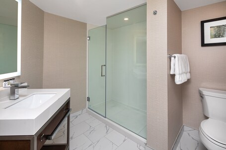 Crowne Plaza Toronto Airport, an IHG Hotel - Image 24