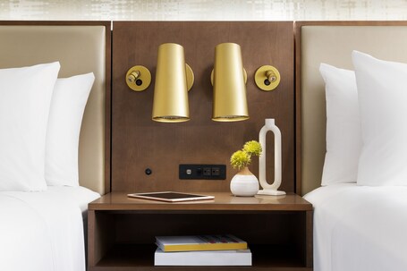 Crowne Plaza Toronto Airport, an IHG Hotel - Image 53